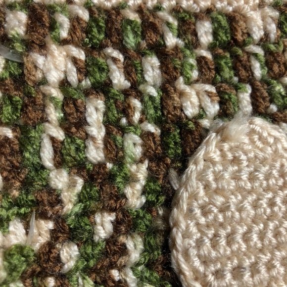 Hand Crocheted Infant 2 pieces Set Camo Deer Hat and Diaper Cover Set - Picture 6 of 7